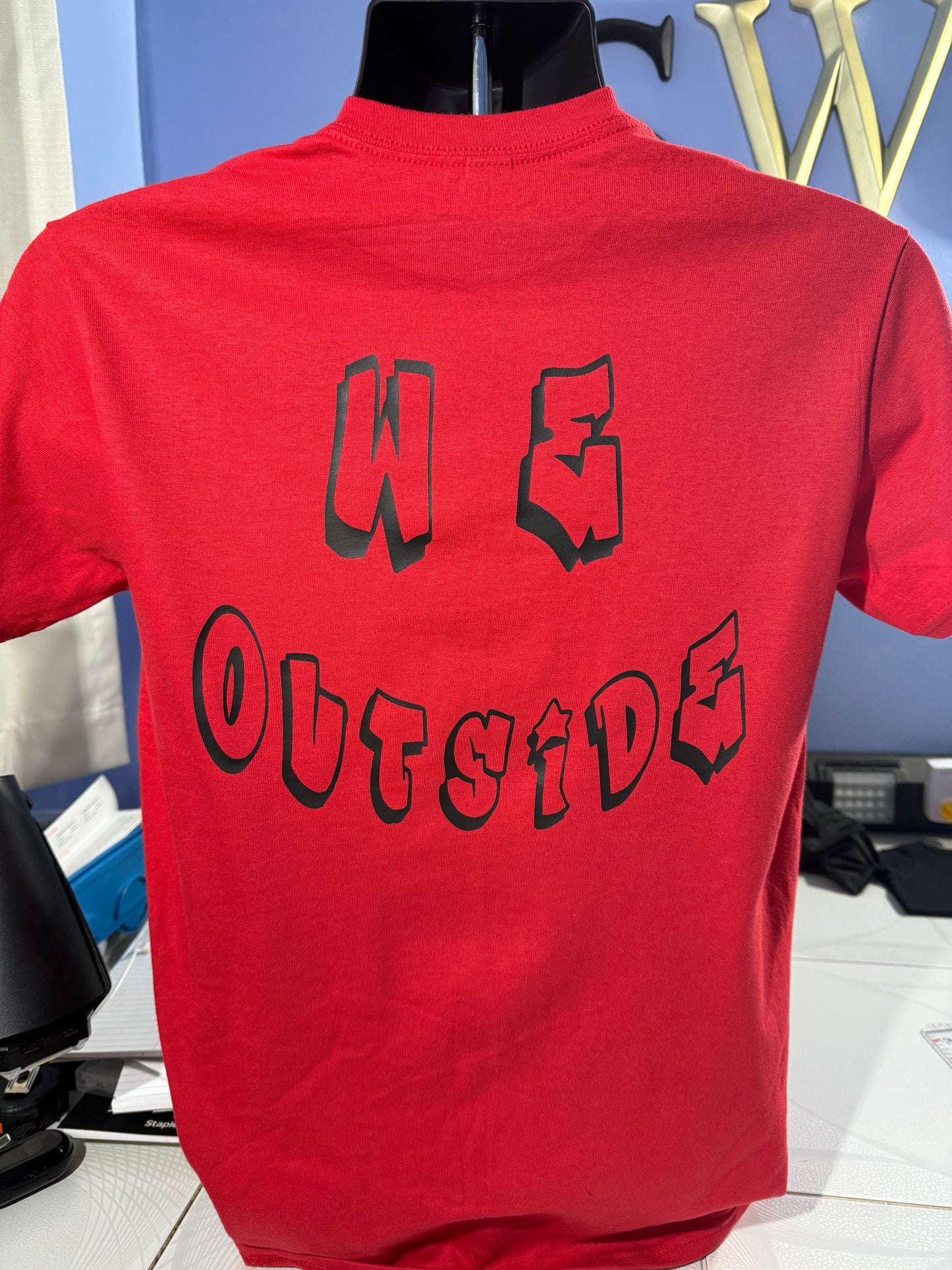 WE OUTISDE T-SHIRT
