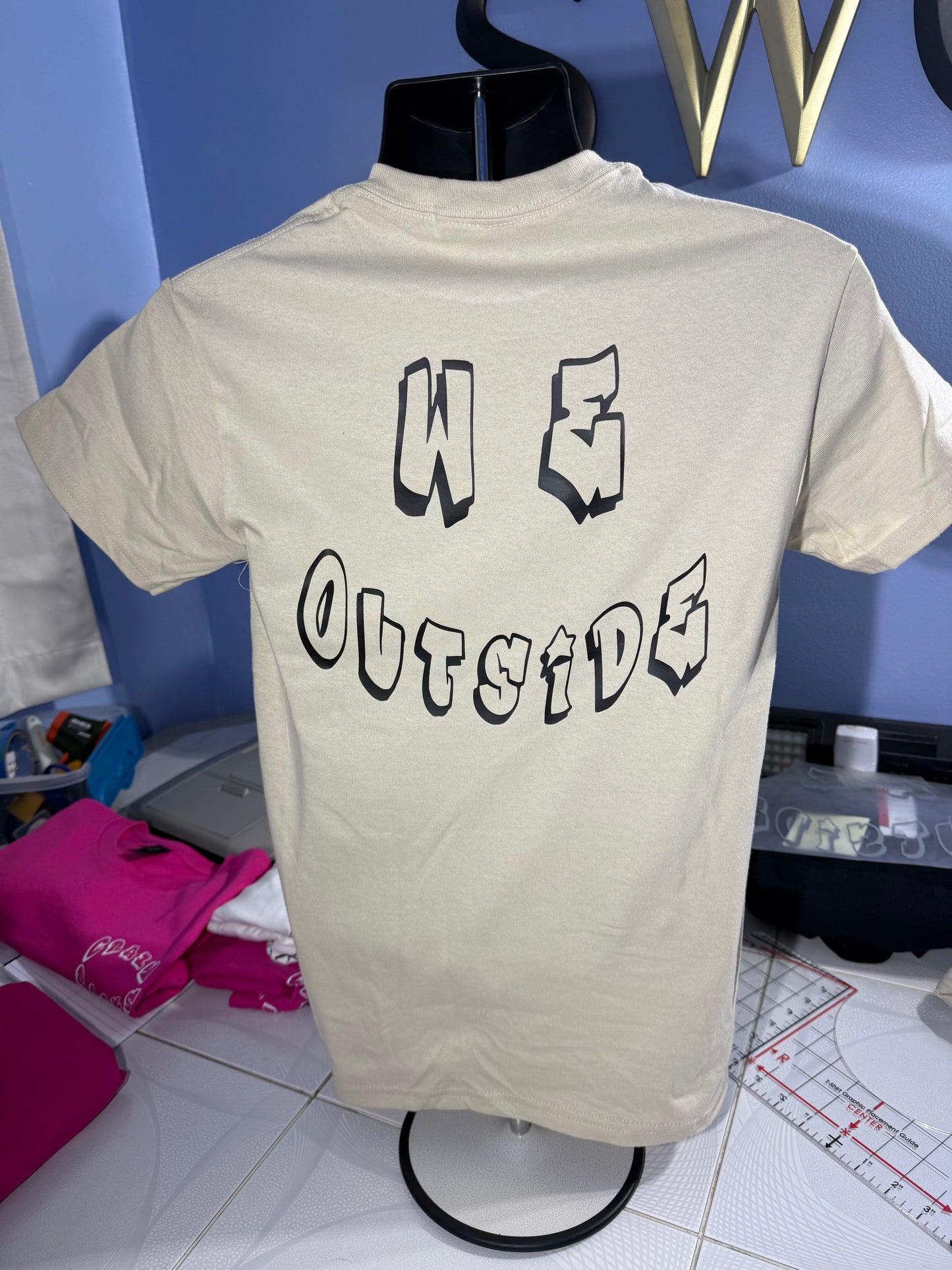 WE OUTISDE T-SHIRT